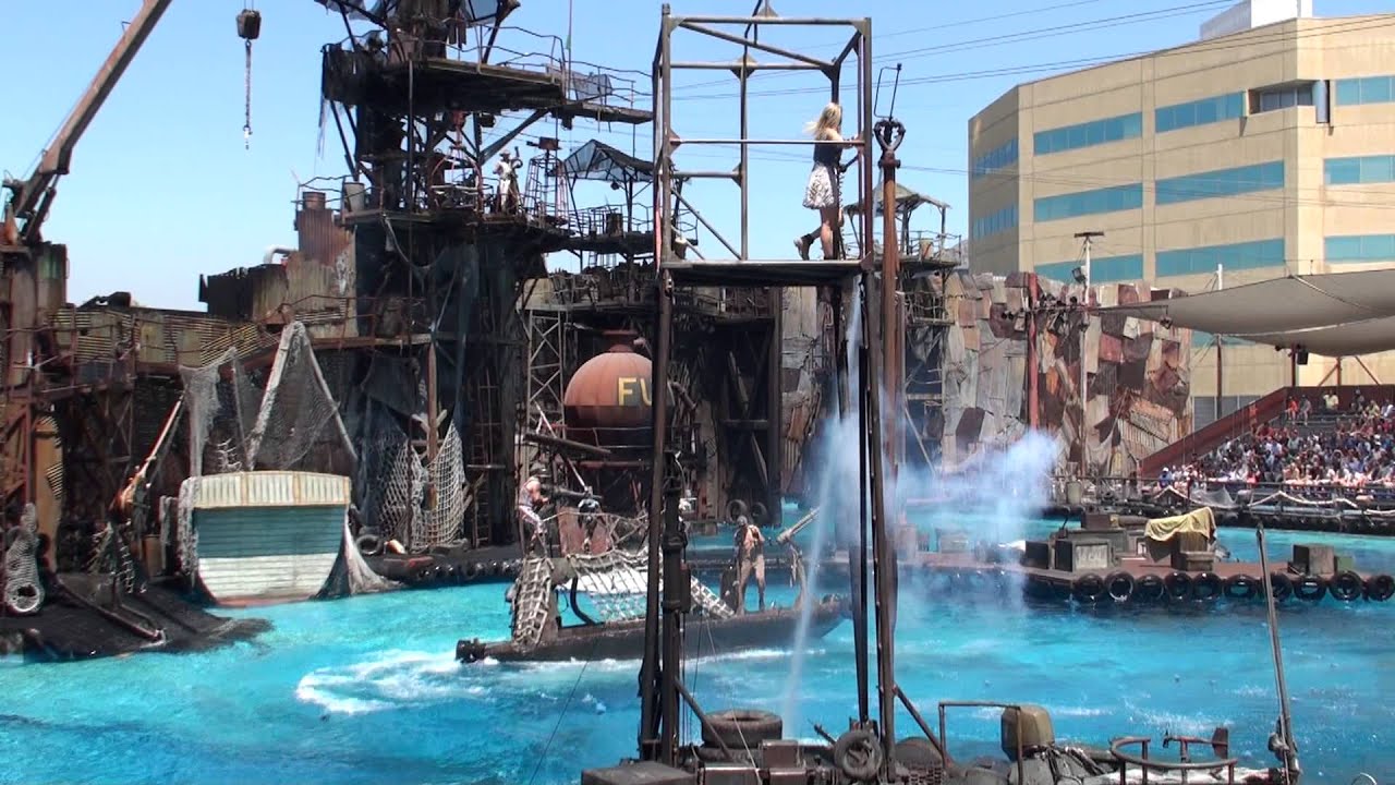 2013-06-26 Water world show