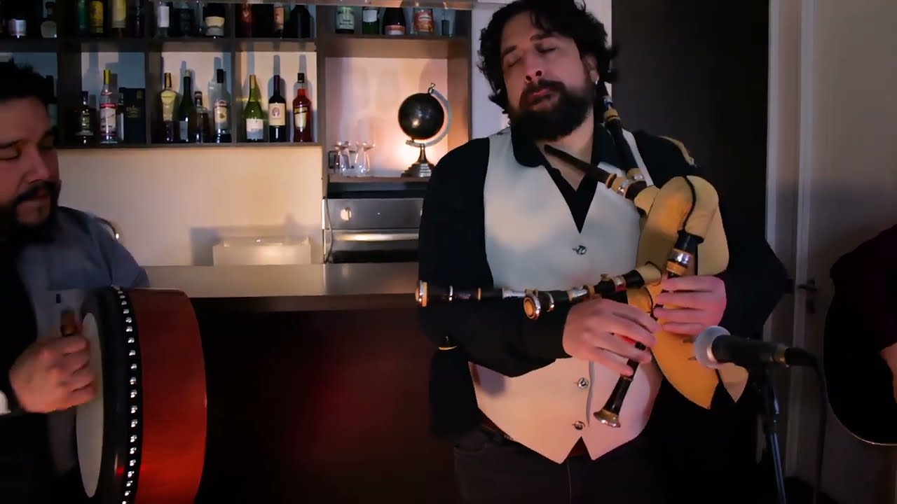 Kaus - Entremareas  [Video Oficial]