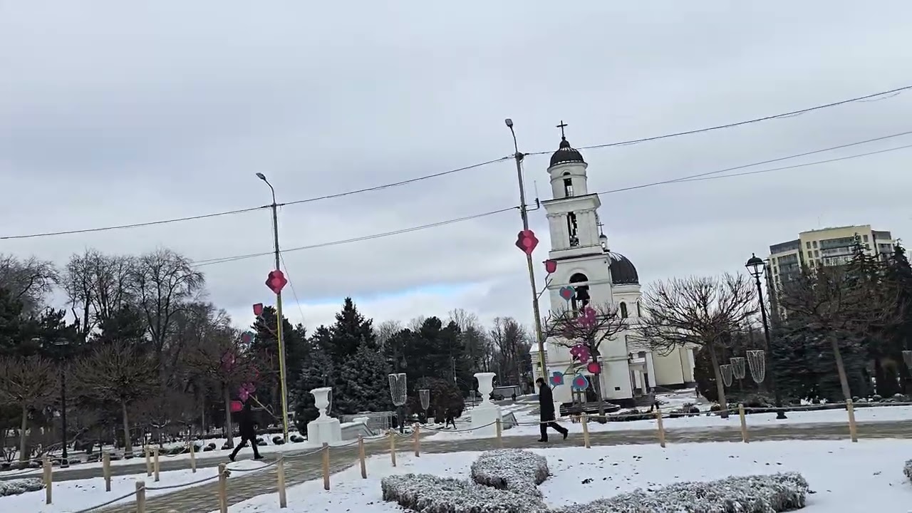 Кишинёв, возле АРКИ ПОБЕДЫ, ПВНС. 9.02.2026.