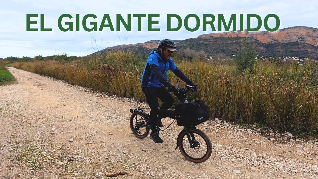 Rodeando al gigante dormido | Ruta circular al Montgó en bicicleta