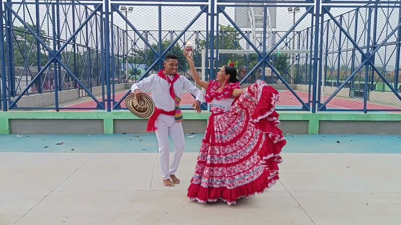 Pareja bailadora integrada por: Maibeth Noriega y Fernando Altamiranda- purisima Córdoba.
