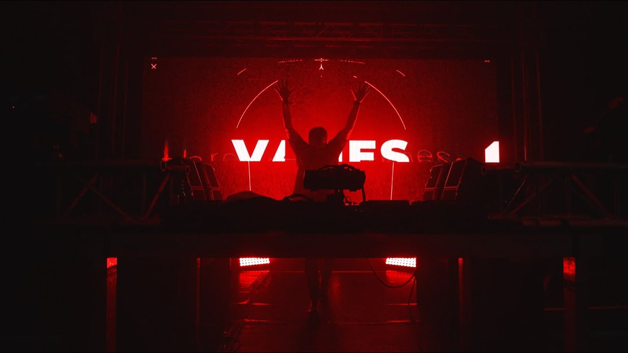 VANES - LIVE AT UNKNOWN FESTIVALS (2022)