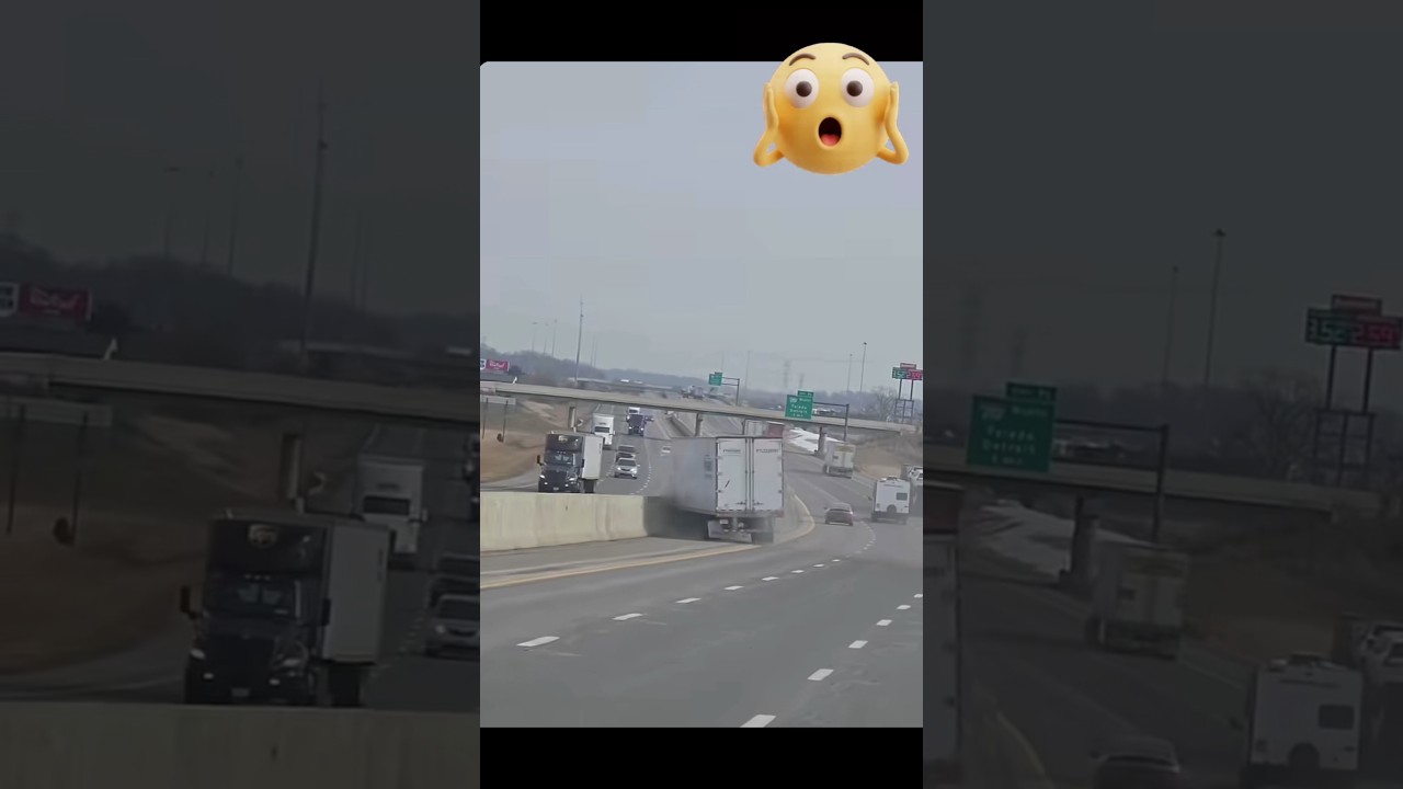 Semi Truck Crash Dash Cam‼️ #truck #driver #travel