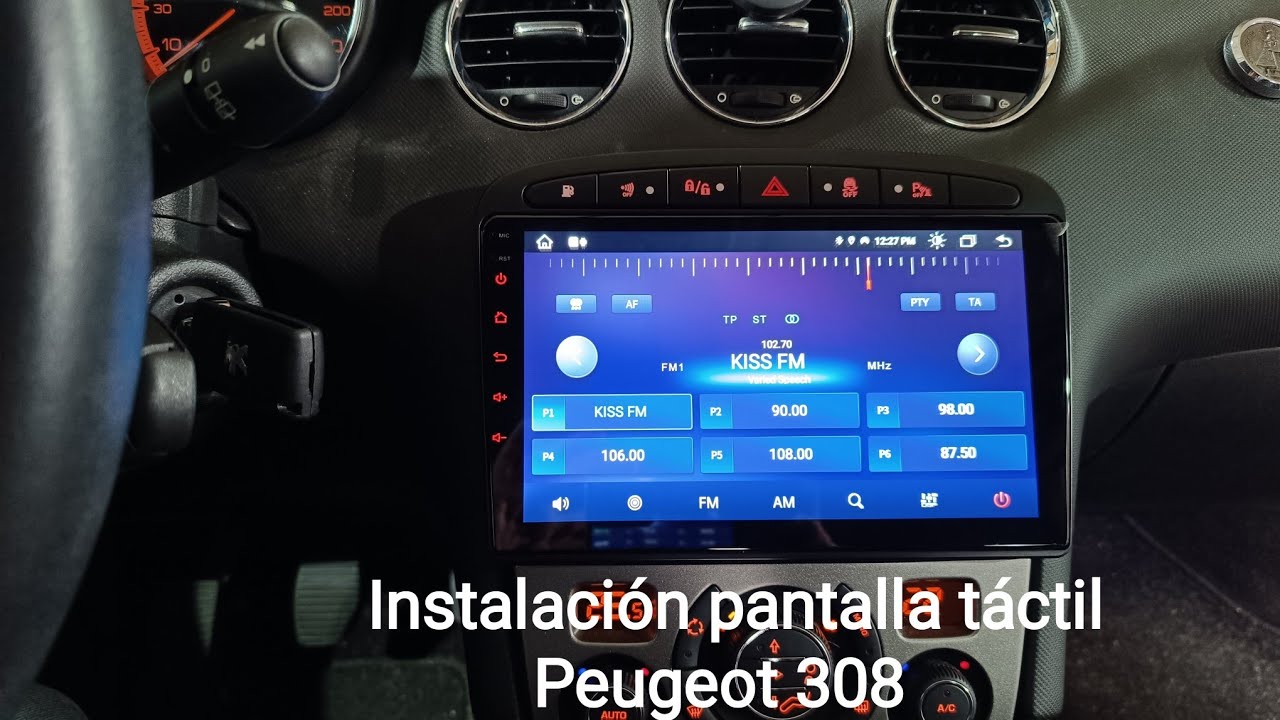 Instalamos una pantalla táctil en Peugeot 308 y así ha quedado  !!!!