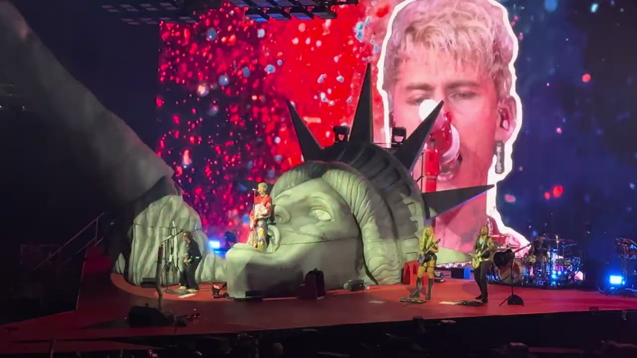 MGK - Outlaw overture live in Prague 2026