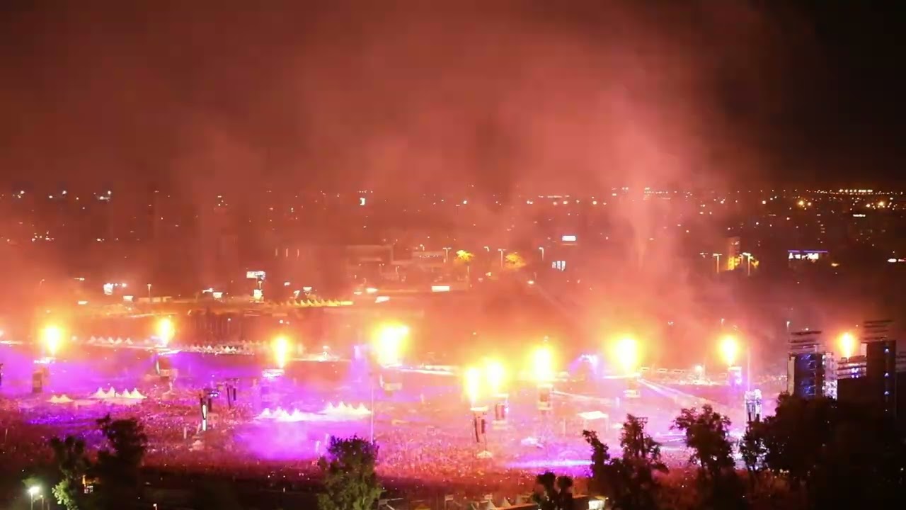 Pogledajte kako je izgledala scenografija dronovima na Thompsonovu koncertu