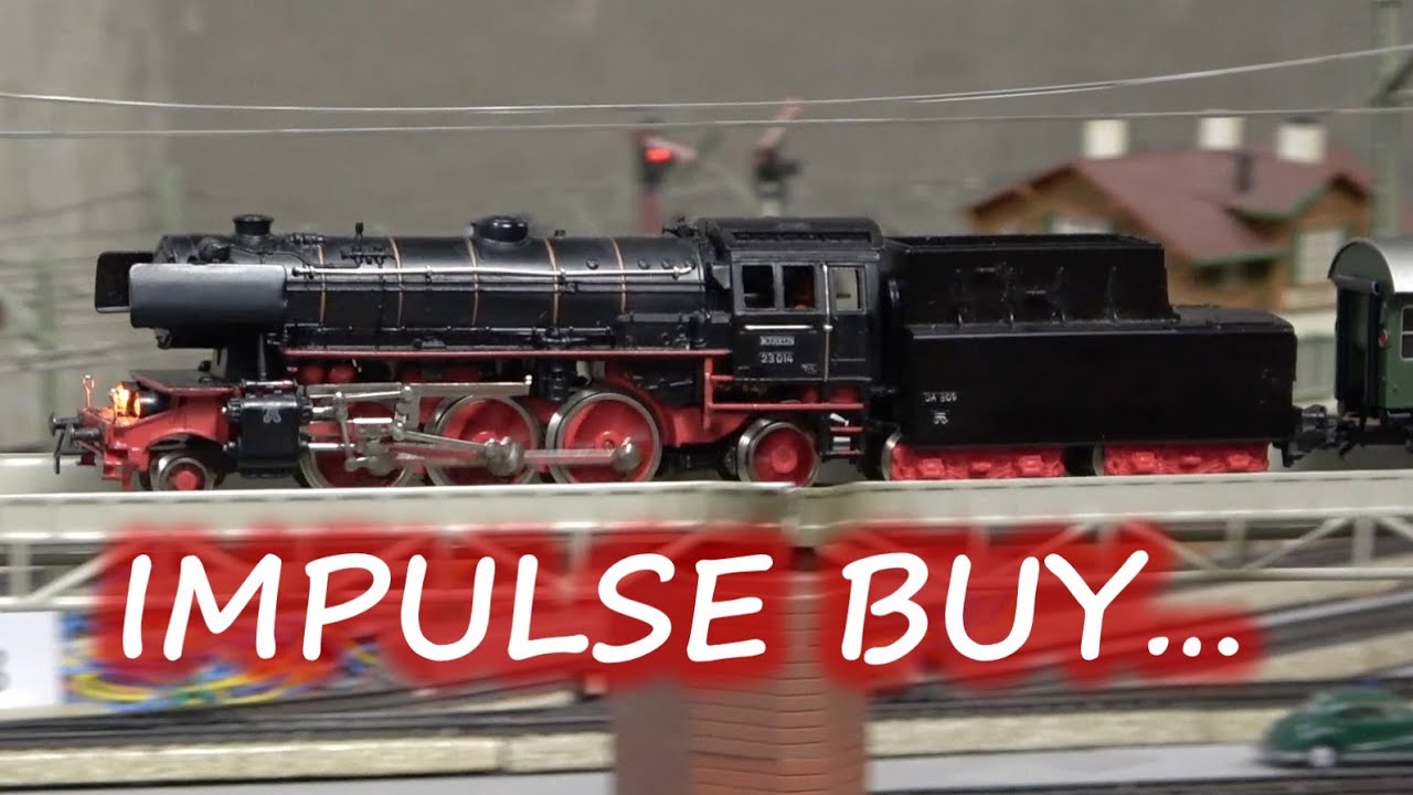 I couldn't resist... Märklin 3005 (DA800)