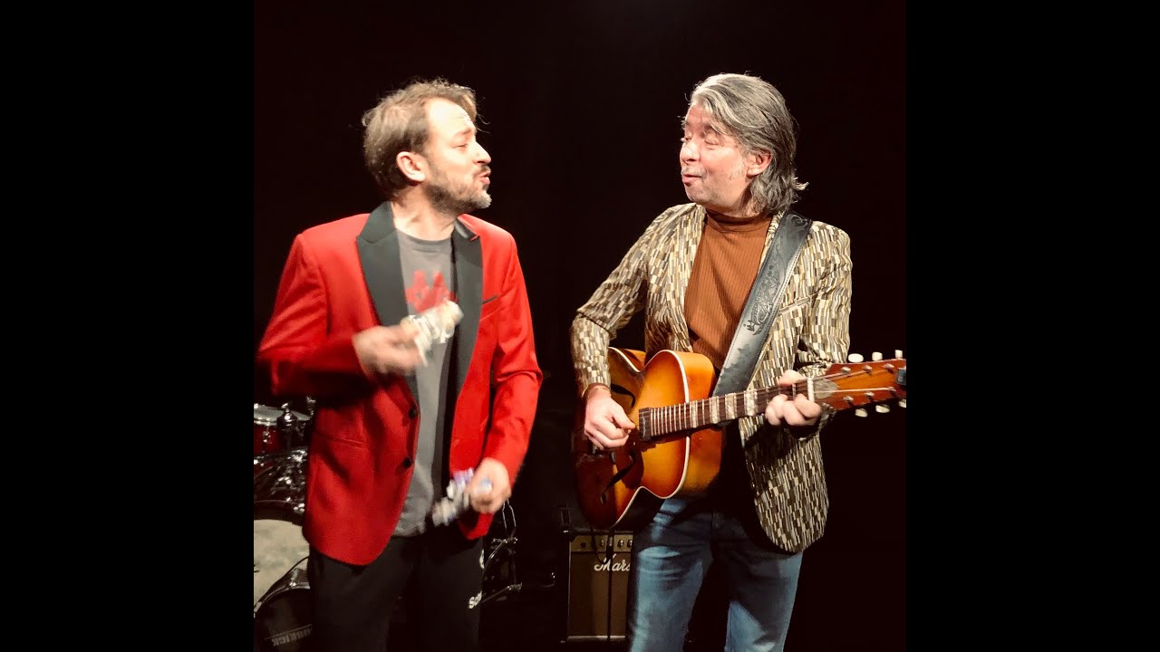 Magnifico & Schatz! - Say No When You Gotta Say Yes (Acoustic version for guitar & newspaper. )