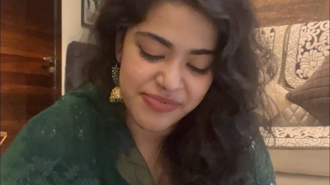 Current gossip apke bare mai kya hai? 🗣️ || Tarot Reading (Hindi)