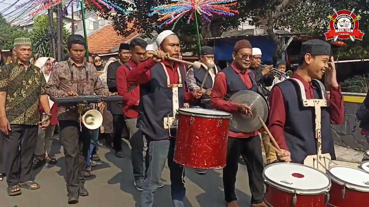 ARAK ARAKAN PENGANTIN PRIA JL ABIDIN PONDOK BAMBU