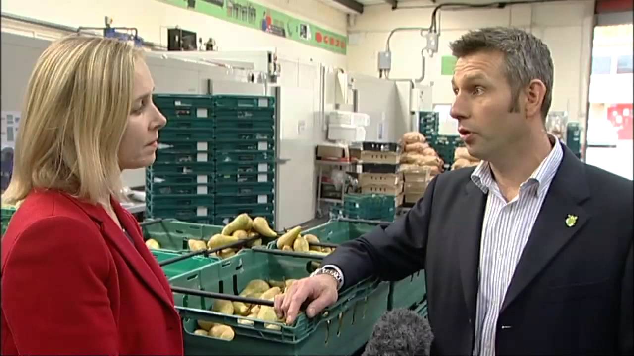Tesco reveals food throwaway figures