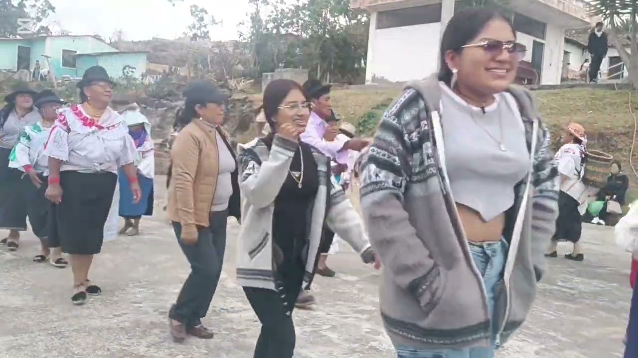 Grupo Tradicionales en la comunidad Pisangacho 2025