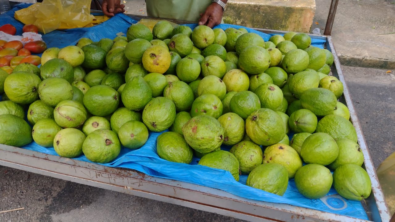 Passamos Na Feira De Verduras DA cidade de Teófilo Otoni MG