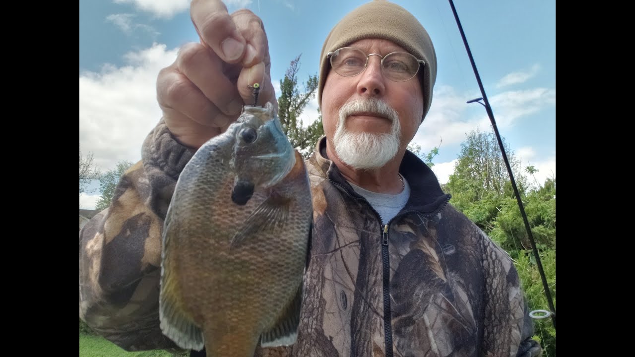 Big bluegill on micro jig - Let's make a micro jig