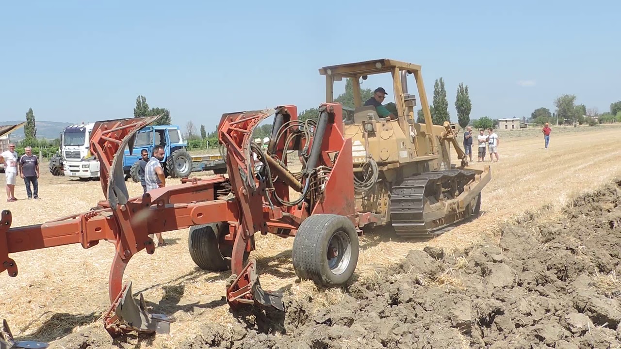 FIAT ALLIS FA 150 gara aratura trivomere trainato 