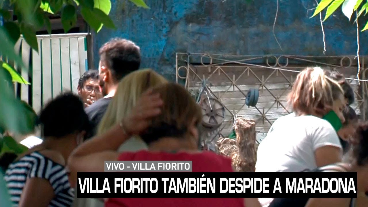 En Villa Fiorito homenajean espontáneamente a Maradona donde fue su casa de chico