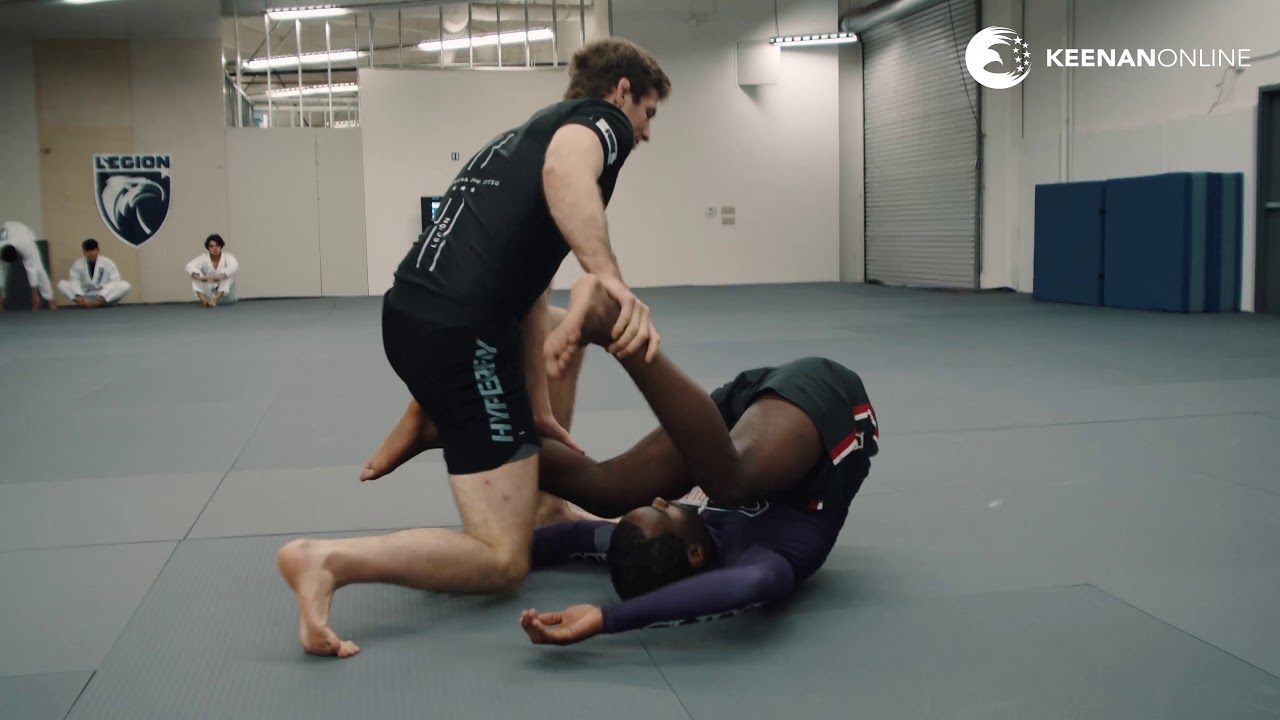 Jiu-jitsu lectures with Keenan Cornelius - how to deal with flexible upside down grapplers.