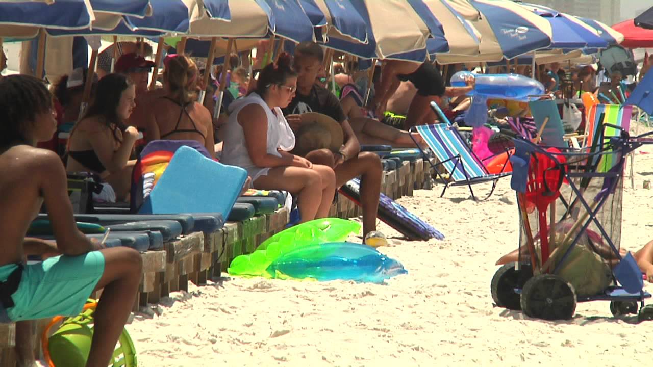Beach Vendors Upset Over Ticketing