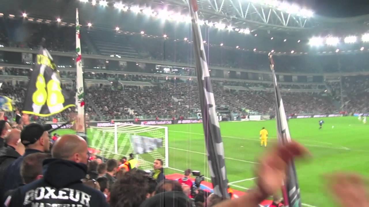 Juventus  Inter 2 a 0  25/03/2012 Curva Sud