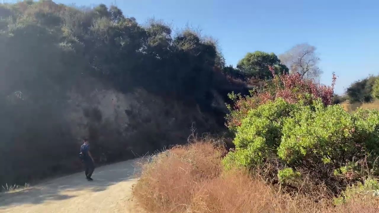 La Tuna Canyon Trail Hiking , Burbank || Part-- 2 || Los Angeles , California , USA