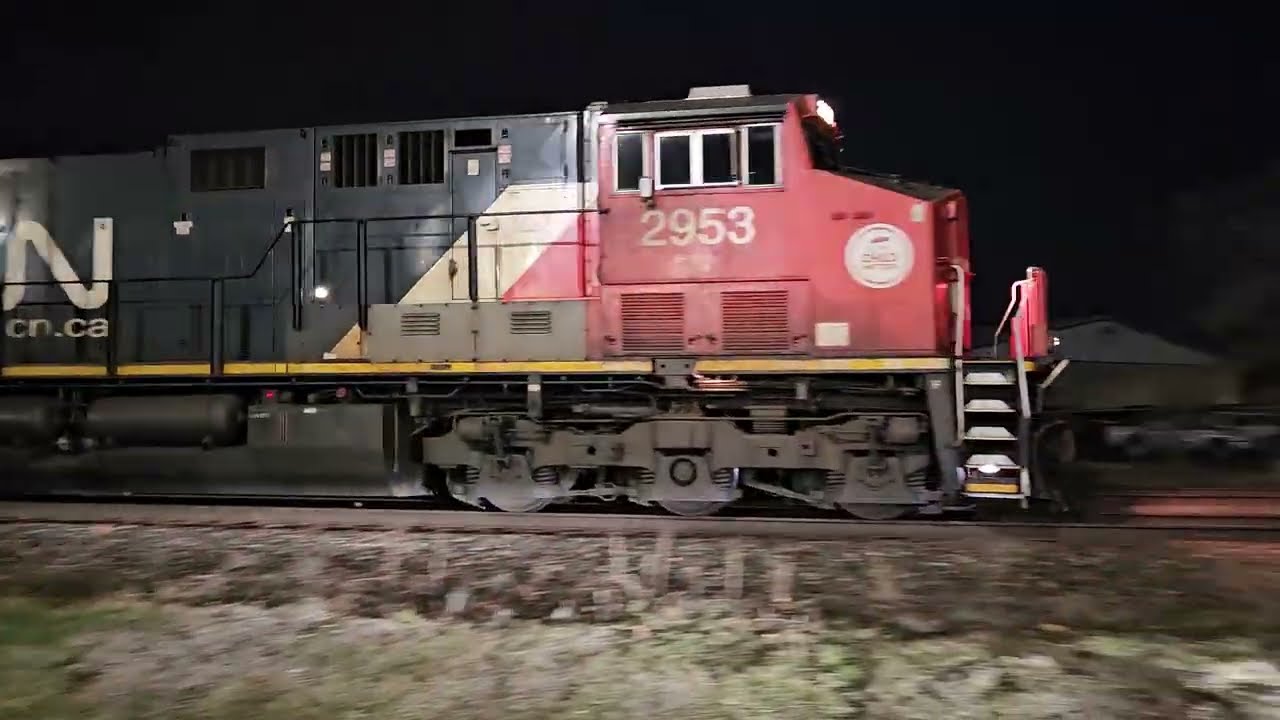 CN 2953 East
