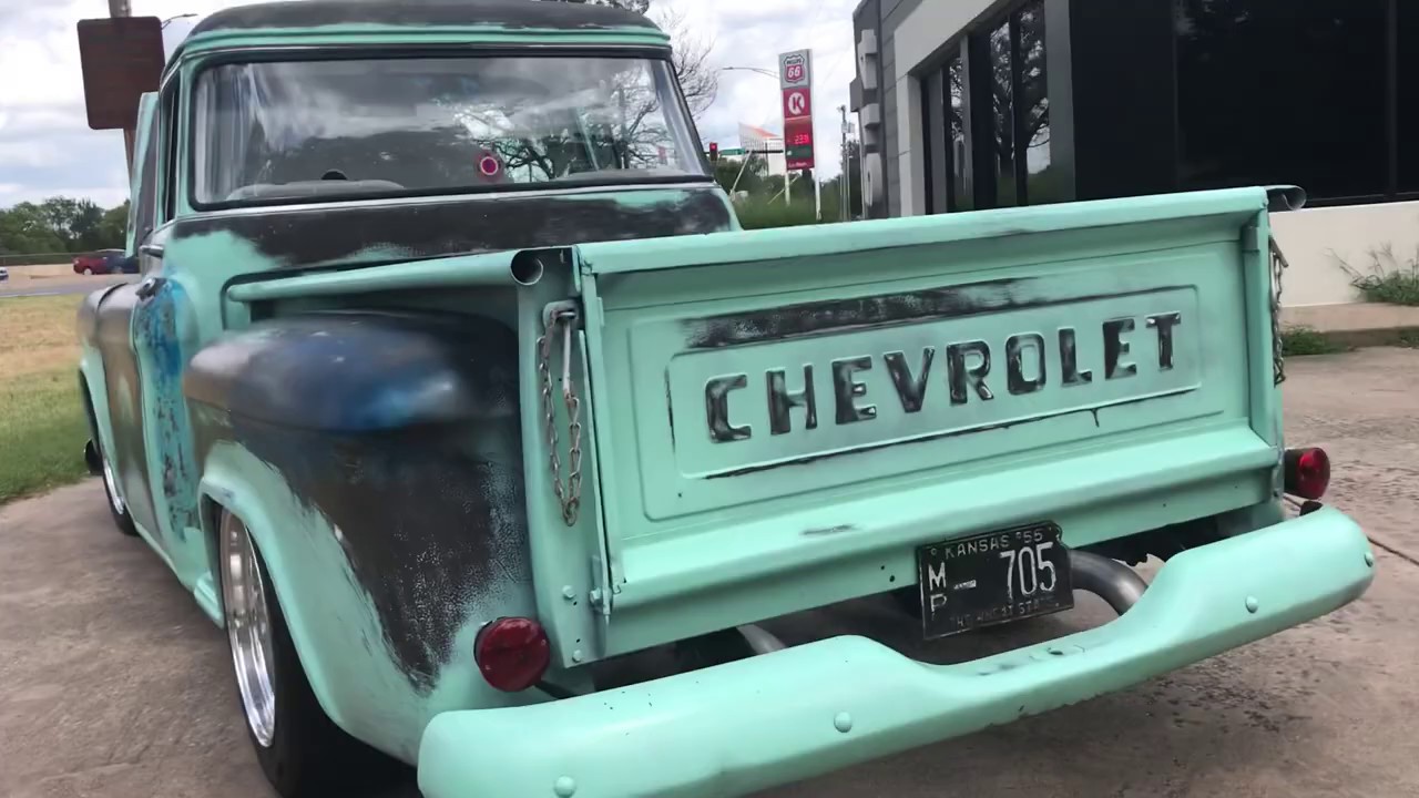 1955 Chevy Truck pro touring.