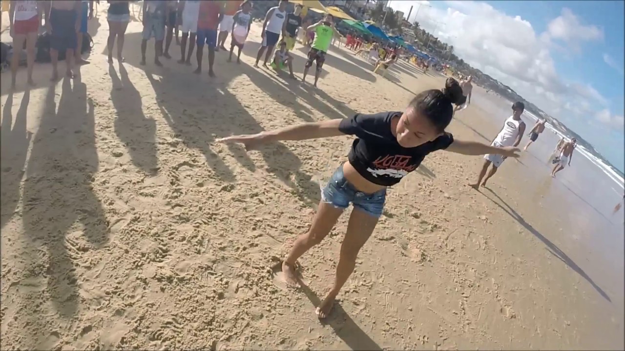 Saltos mortais na praia - Aranha cdo #Éumjeitoqueocorpodá