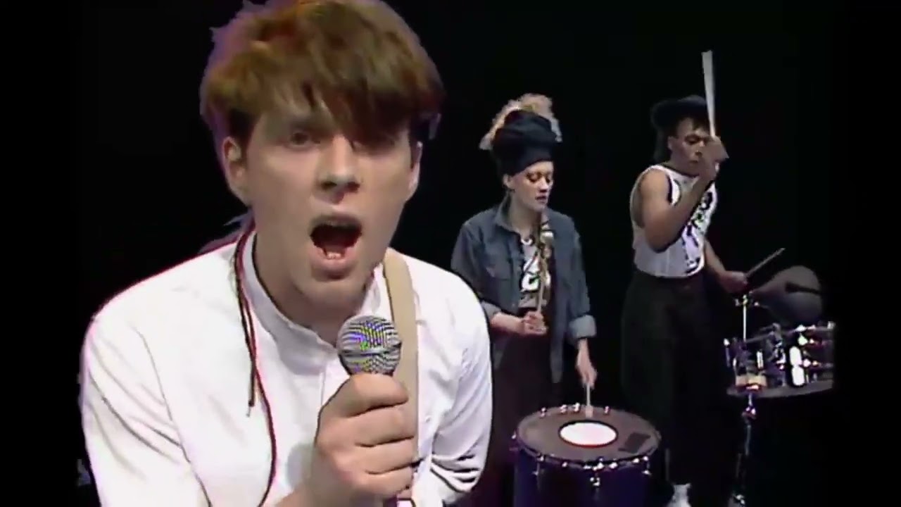 The Thompson Twins - Runaway - Late Night From Two TV show