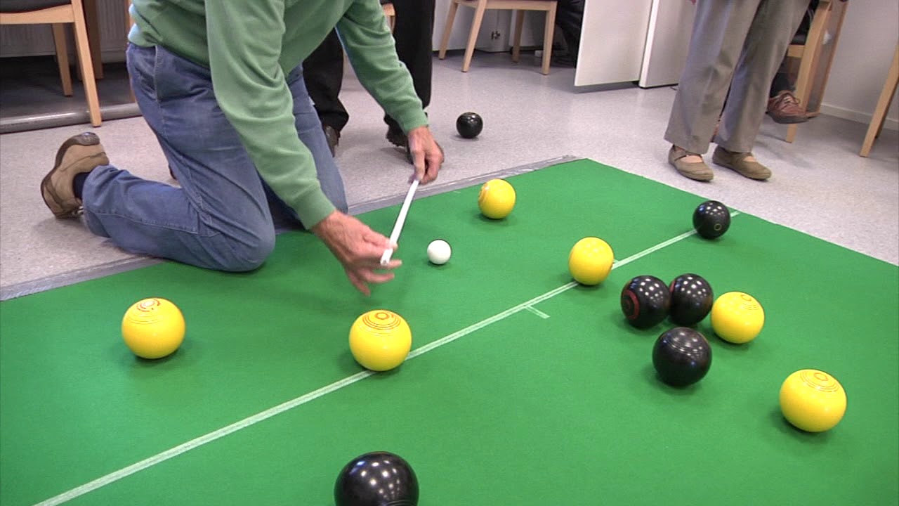 koersbal bij Steunpunt Den Bogerd in Hoogeloon
