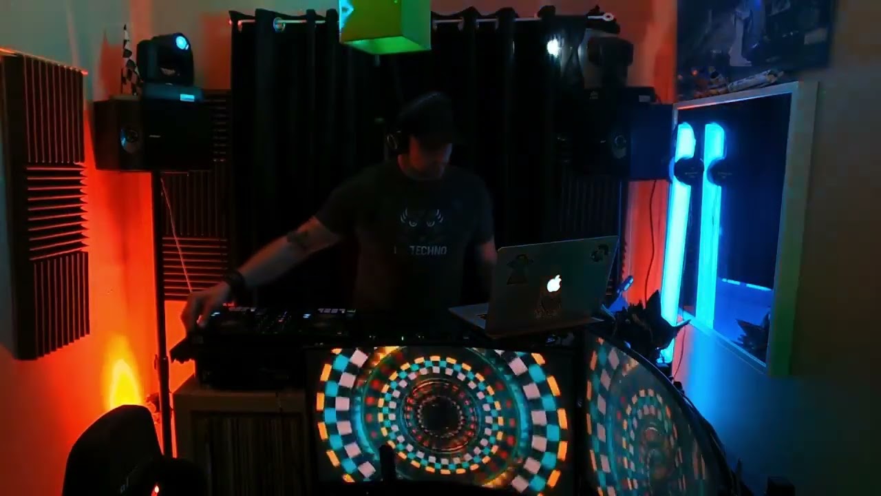 Ortyn_Valentine's day Underground special 4 Hours of House and Techno