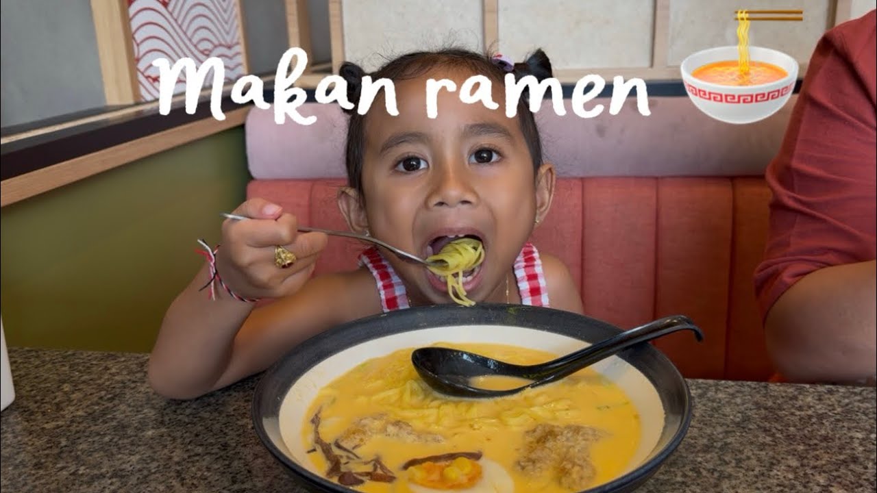 Bermain serta MAKAN RAMEN 