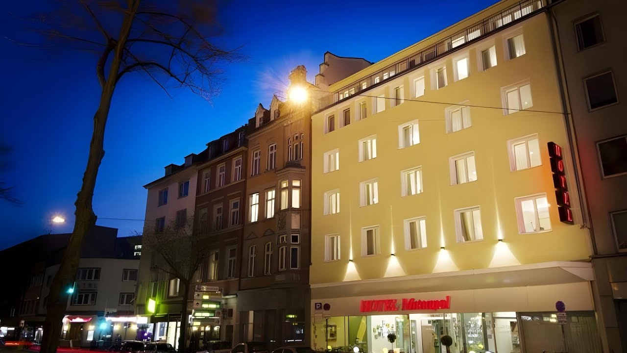 Monopol Hotel | Dusseldorf, Germany | Hotel Review 🏩