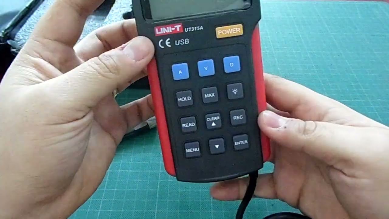 Vibrometro Digital UT315A: Medición Precisa de Vibraciones para Profesionales