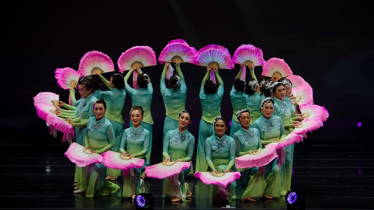 胶州秧歌 “春意正浓”，2026年“故乡情”美国华人春晚 | Homeland Love ~ American Chinese Spring Festival Gala，指导老师：Judy Xiong