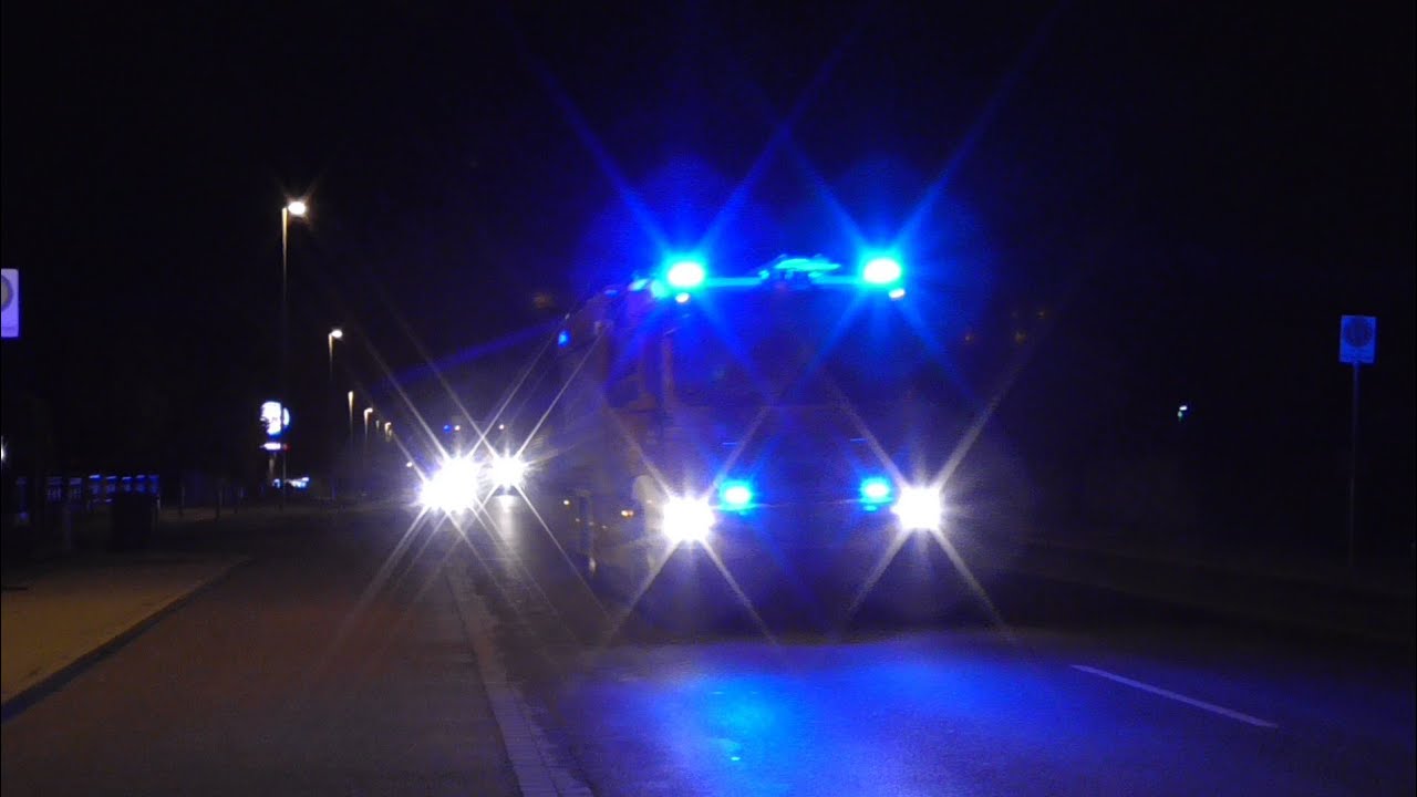 [Großbrand in Entsorgungsbetrieb] - Einsatzfahrten in Aschersleben am 11.7.2019