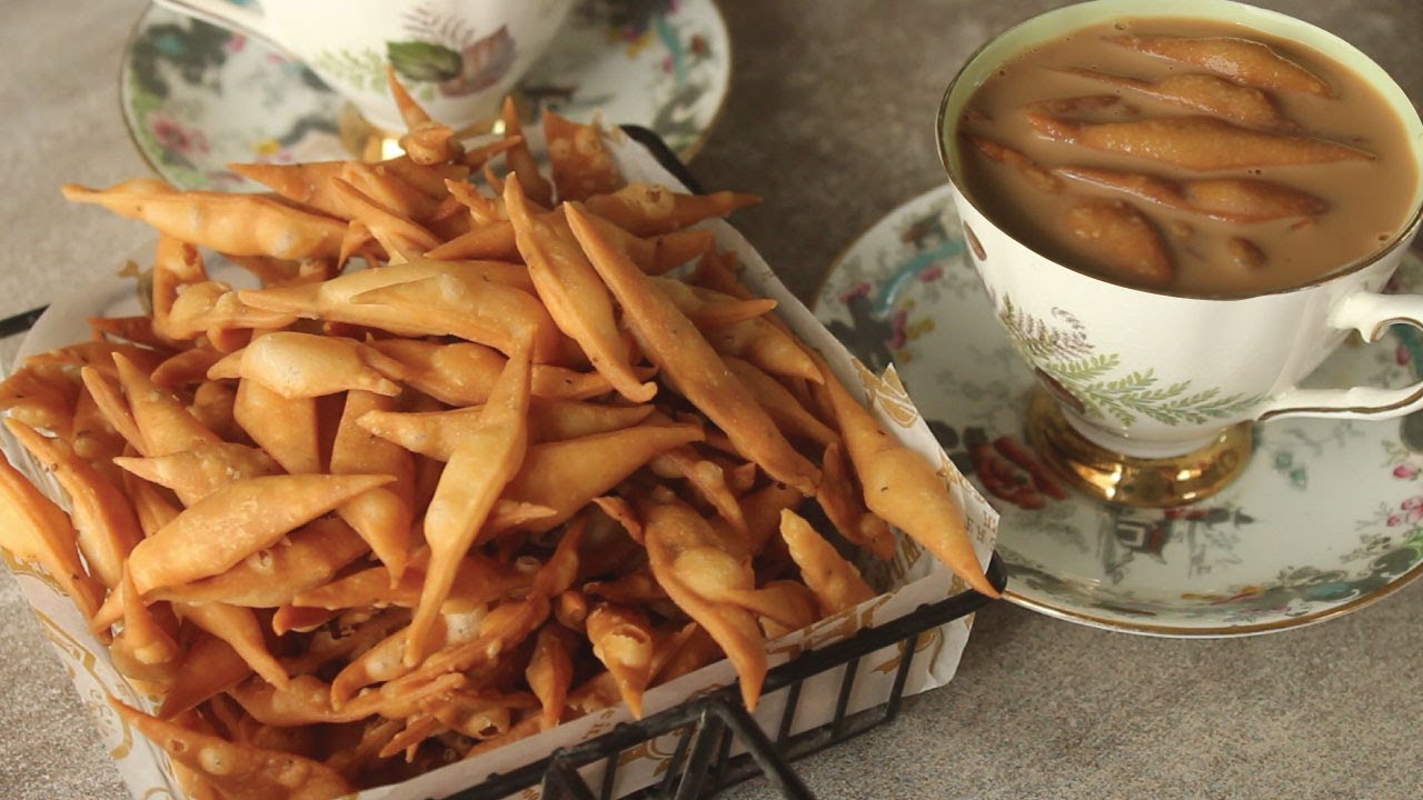 Perfect Namak Paray 😍 Recipe By Chef Hafsa