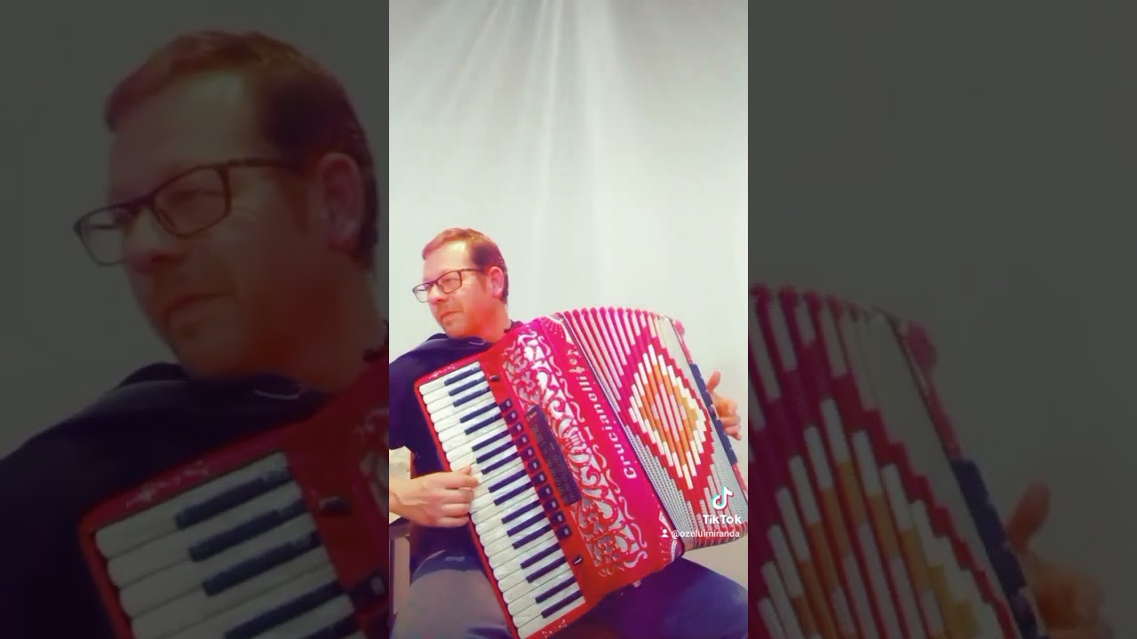 EL LEGIONARIO Y LA MORITA MUSICA ACORDEON RUMBA MIRANDA