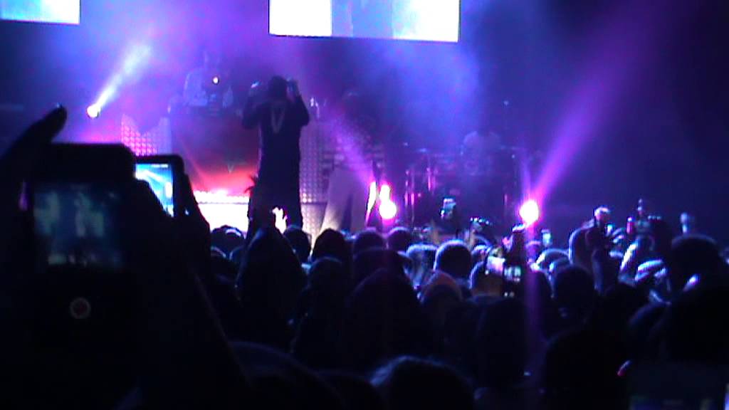 French Montana - Pop that LIVE LONDON 2013
