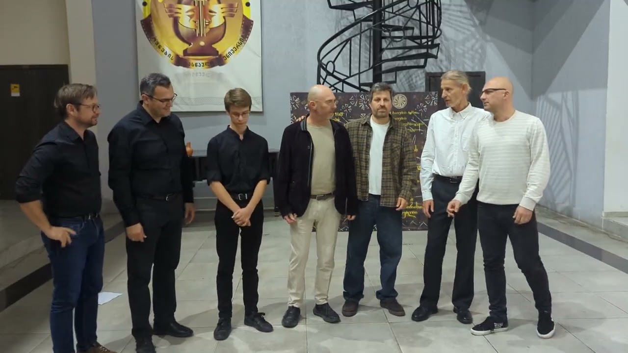 Ensemble Marani with intro