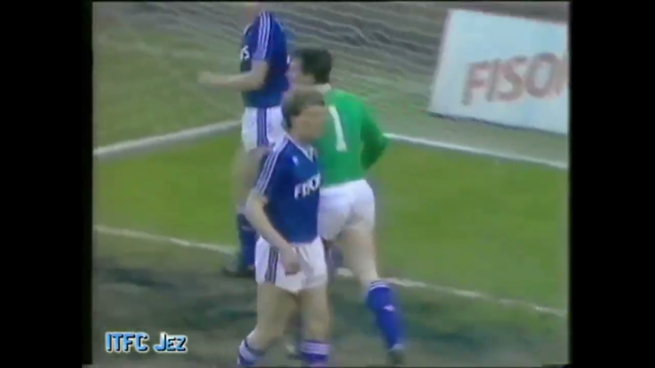 1986/87 Ipswich Town v Charlton Athletic PO SF 1st leg (Highlights)