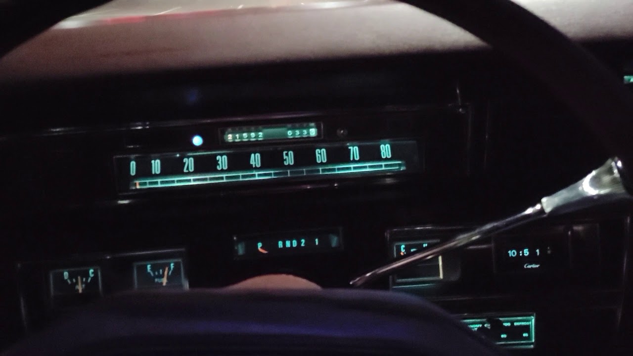 1977 Lincoln Continental Cold Start