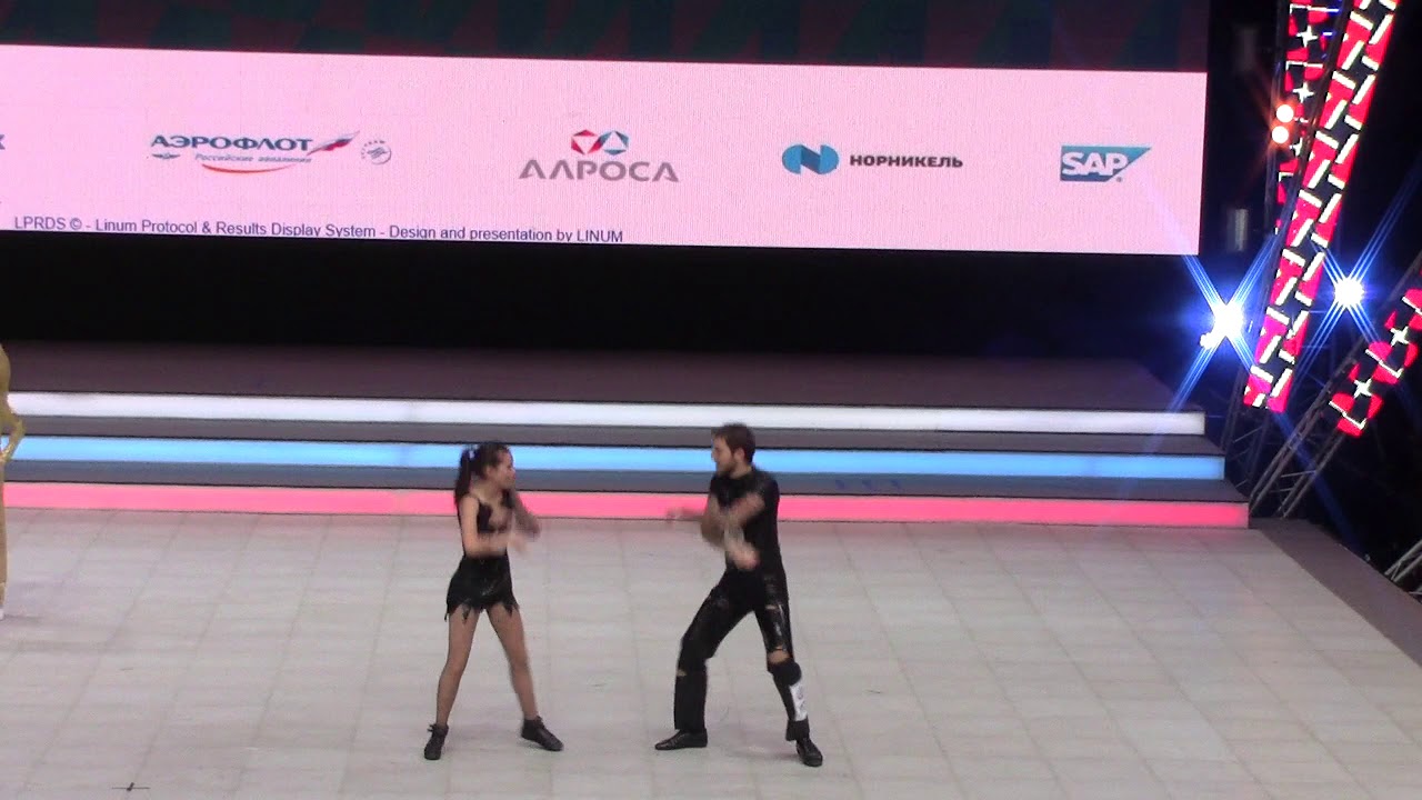 Neomie & Nicolas 1/4 Final Main Class free Style