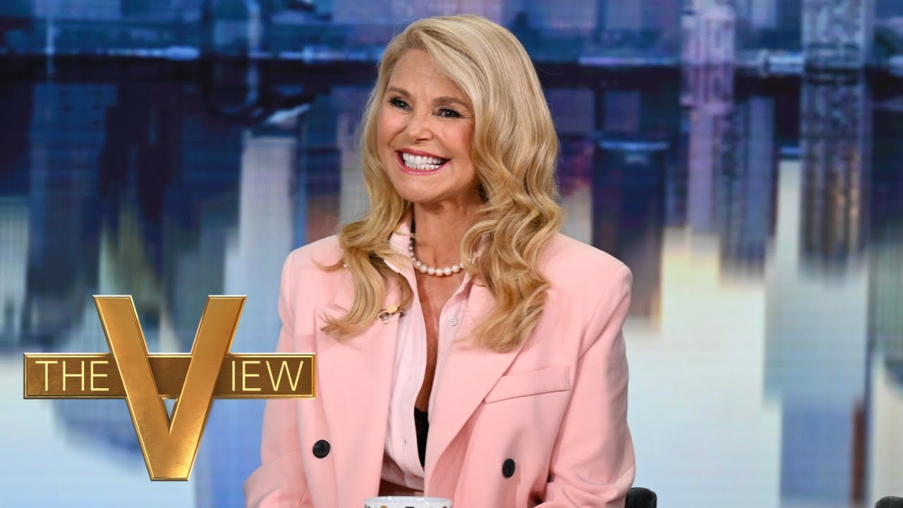Why Christie Brinkley Says Her Life Is A Series Of ‘Sliding Door Moments’ In New Book