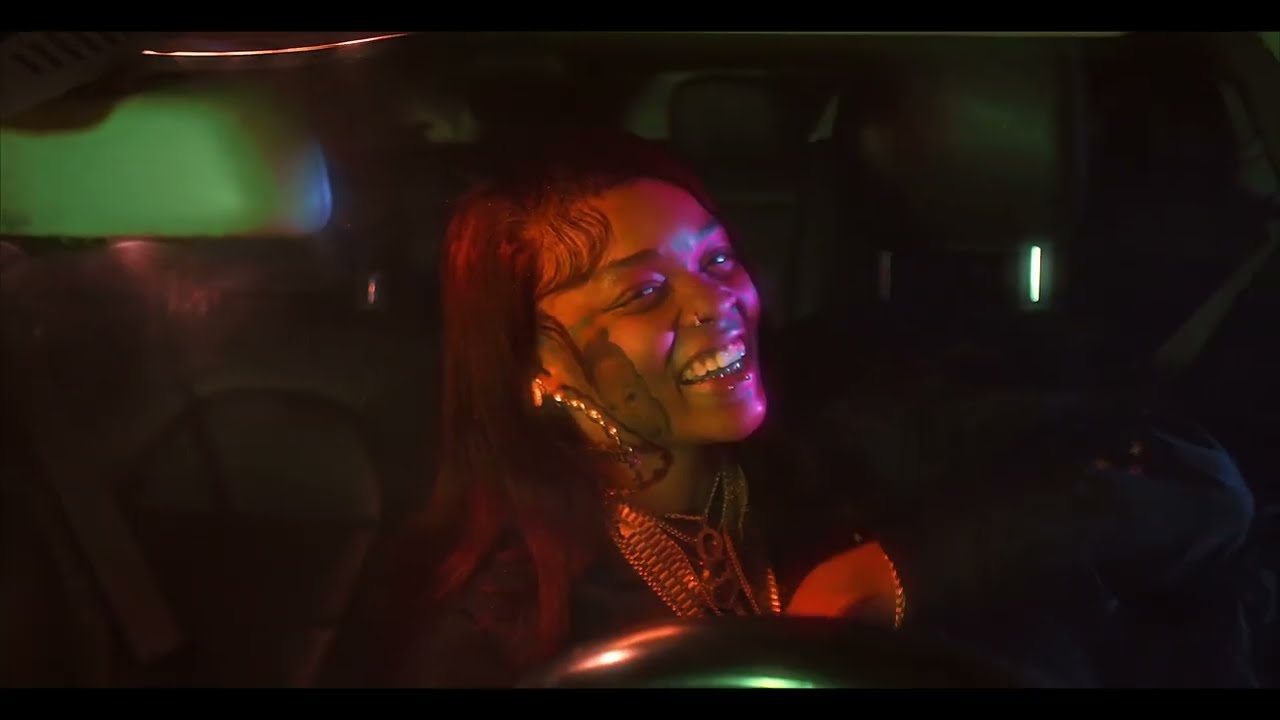 Lady Dawkg - Foreign$ (Music Video)