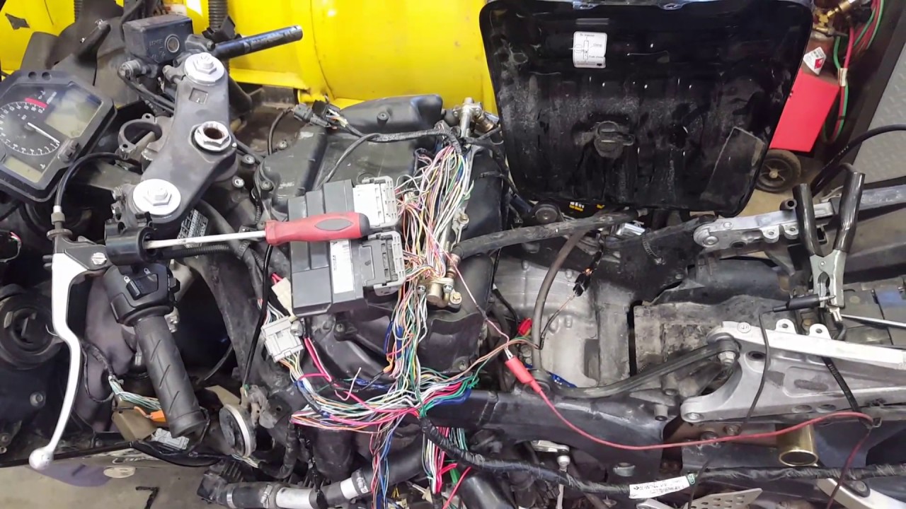 2004 Honda CBR600RR no start fix. No fuel prime