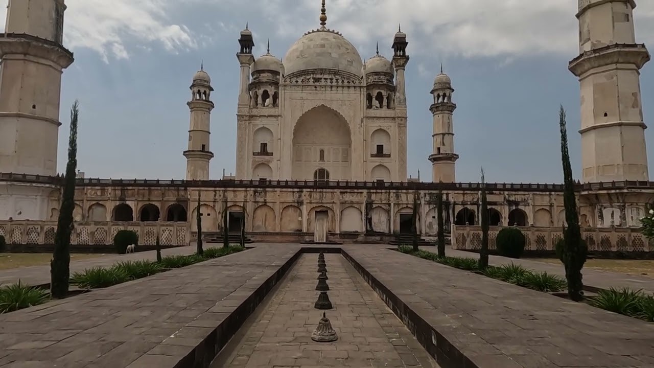 BIBI KA MAQBARA