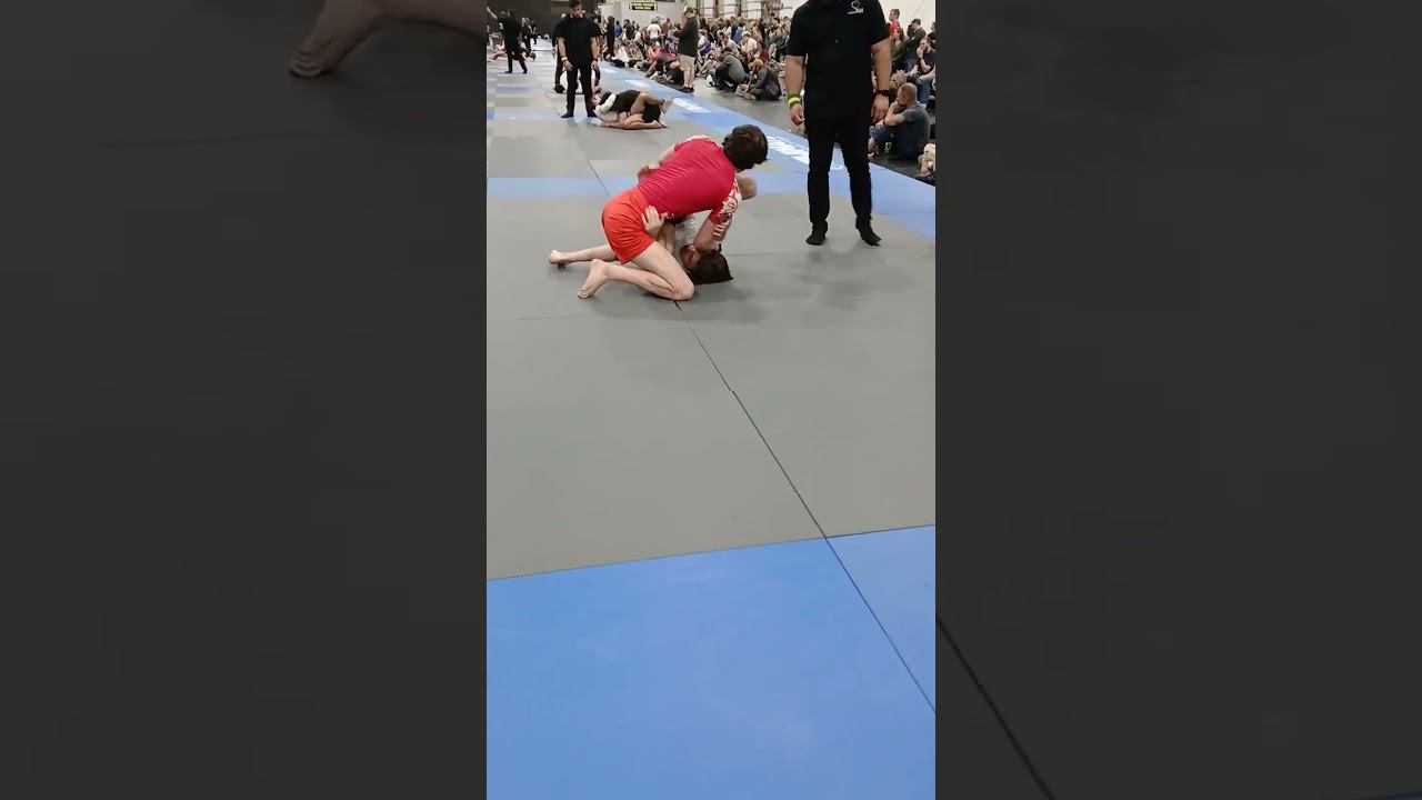 WhiteBelt match 150lbs. NOGi match 2