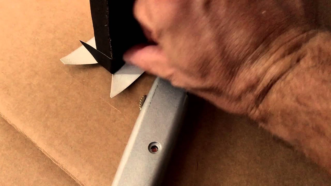 How to make V-Flats - Felix's step-by-step guide