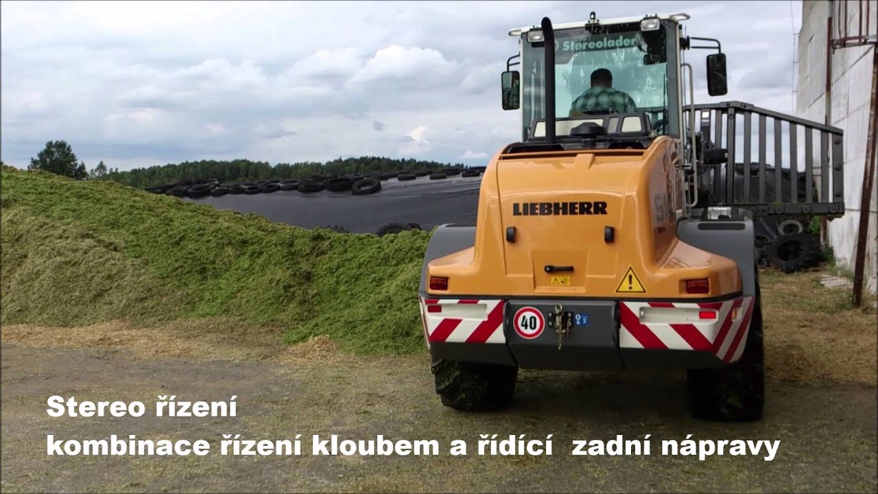 Stereo nakladač Liebherr L 514 AGRO proveden&iacute;