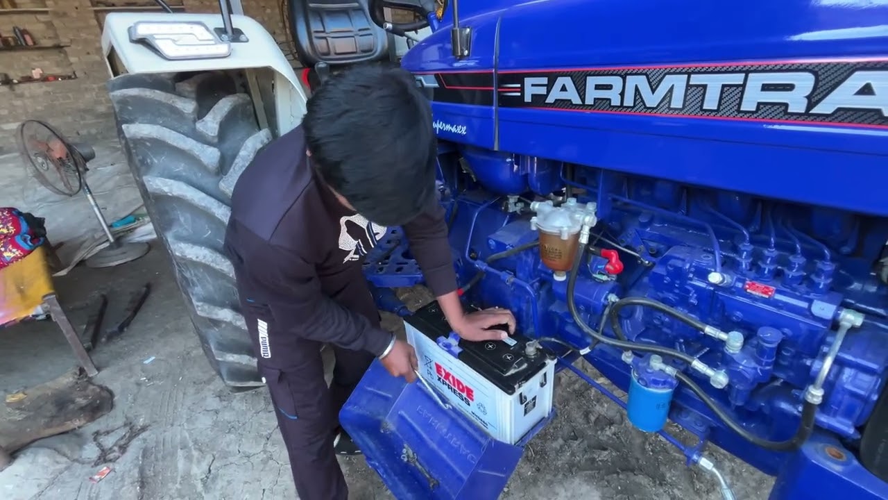 Jotte Ki bettery me aayi problem bad me kiya tochan…#viral #farming #farmtrac #viralvideo #tochan 
